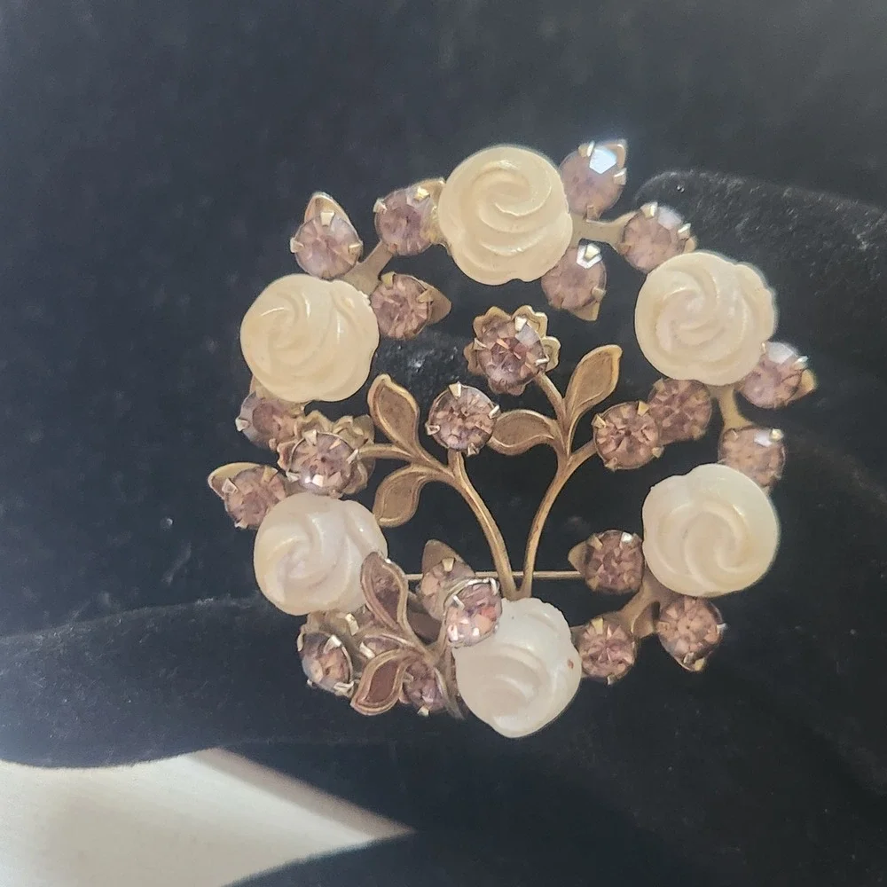 Vintage Gold Tone Wreath Brooch White Carved Roses pink Rhinestones Floral